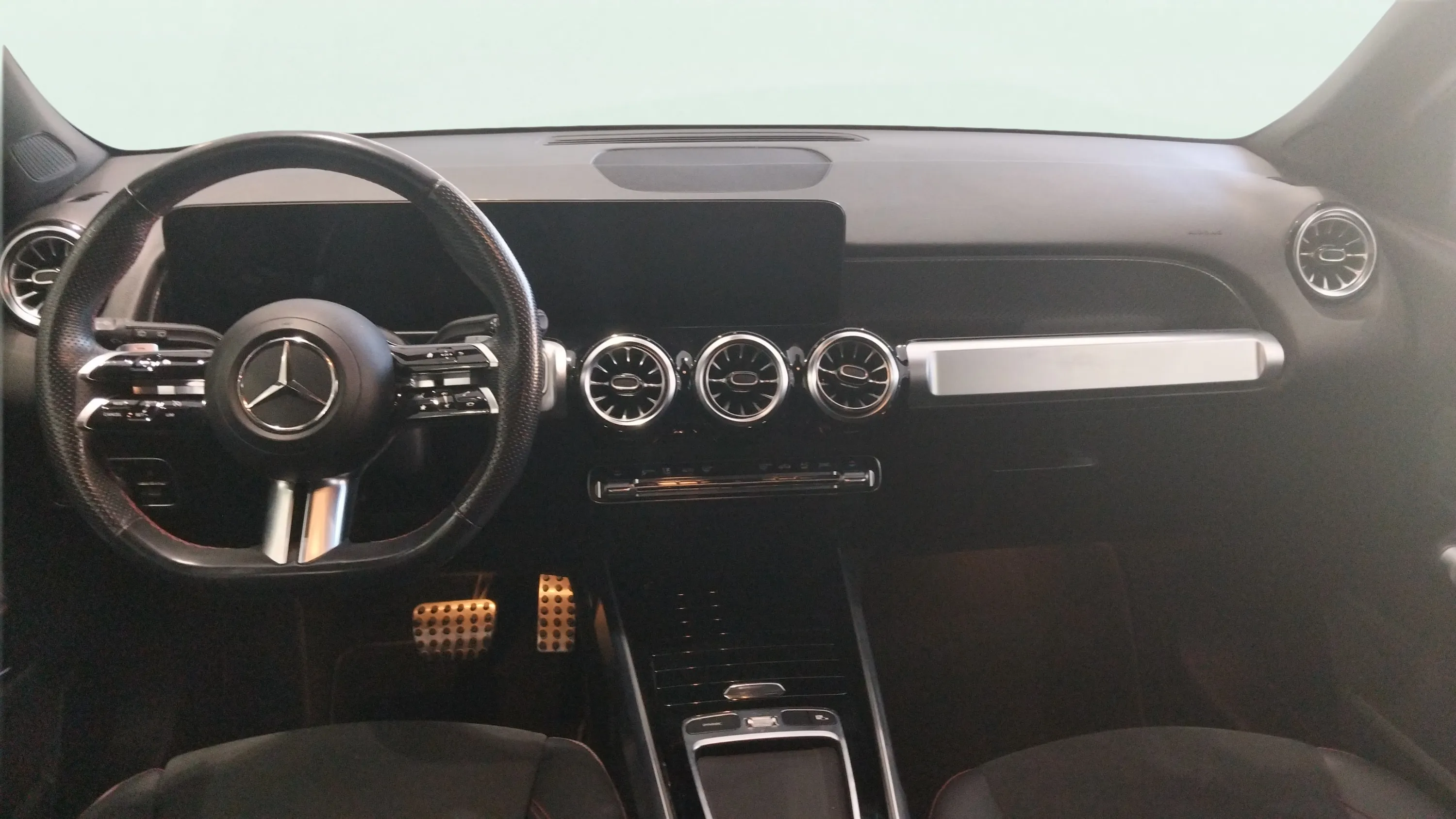 Mercedes-Benz GLB 200 d - foto 11