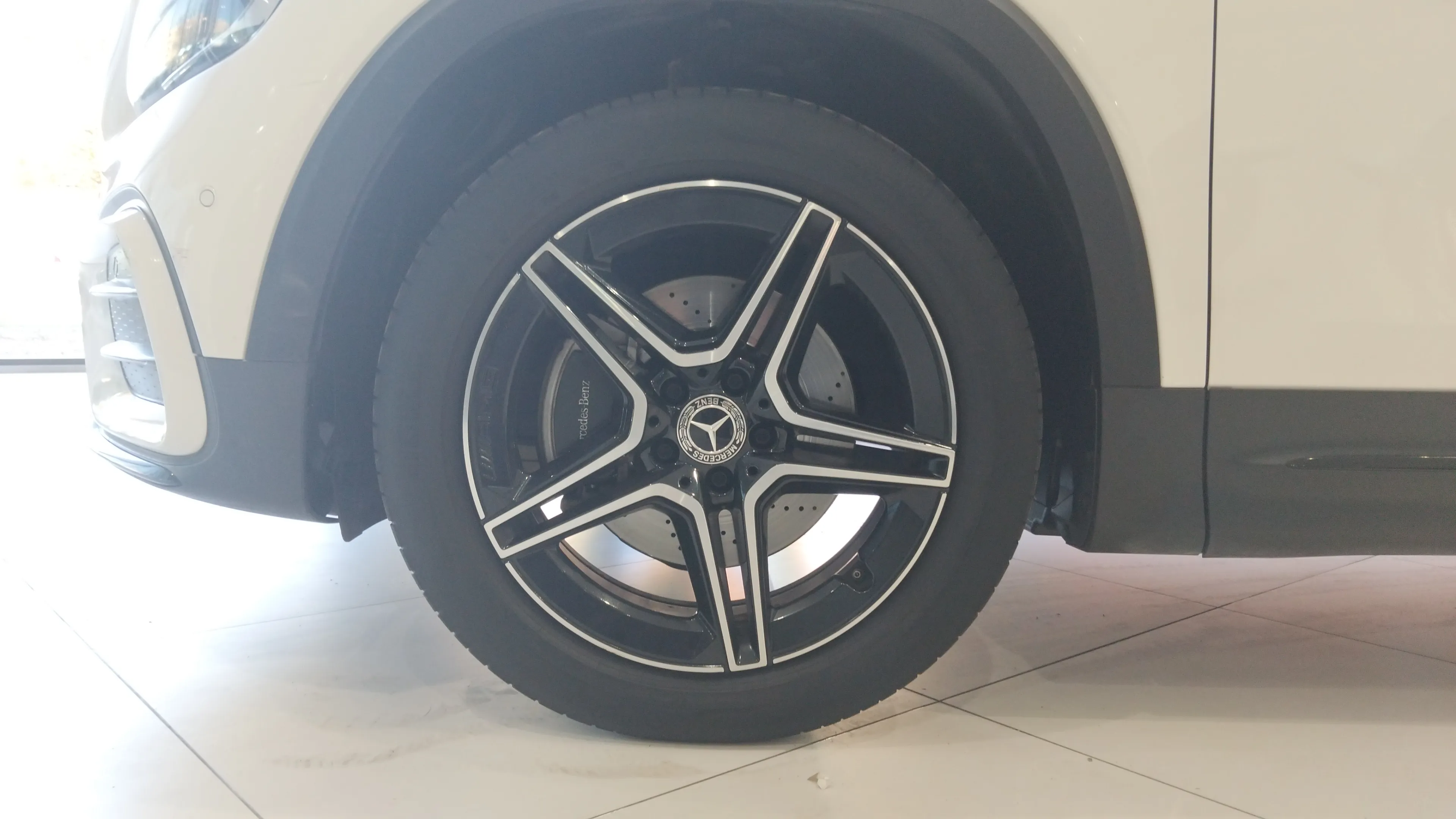 Mercedes-Benz GLB 200 d - foto 6