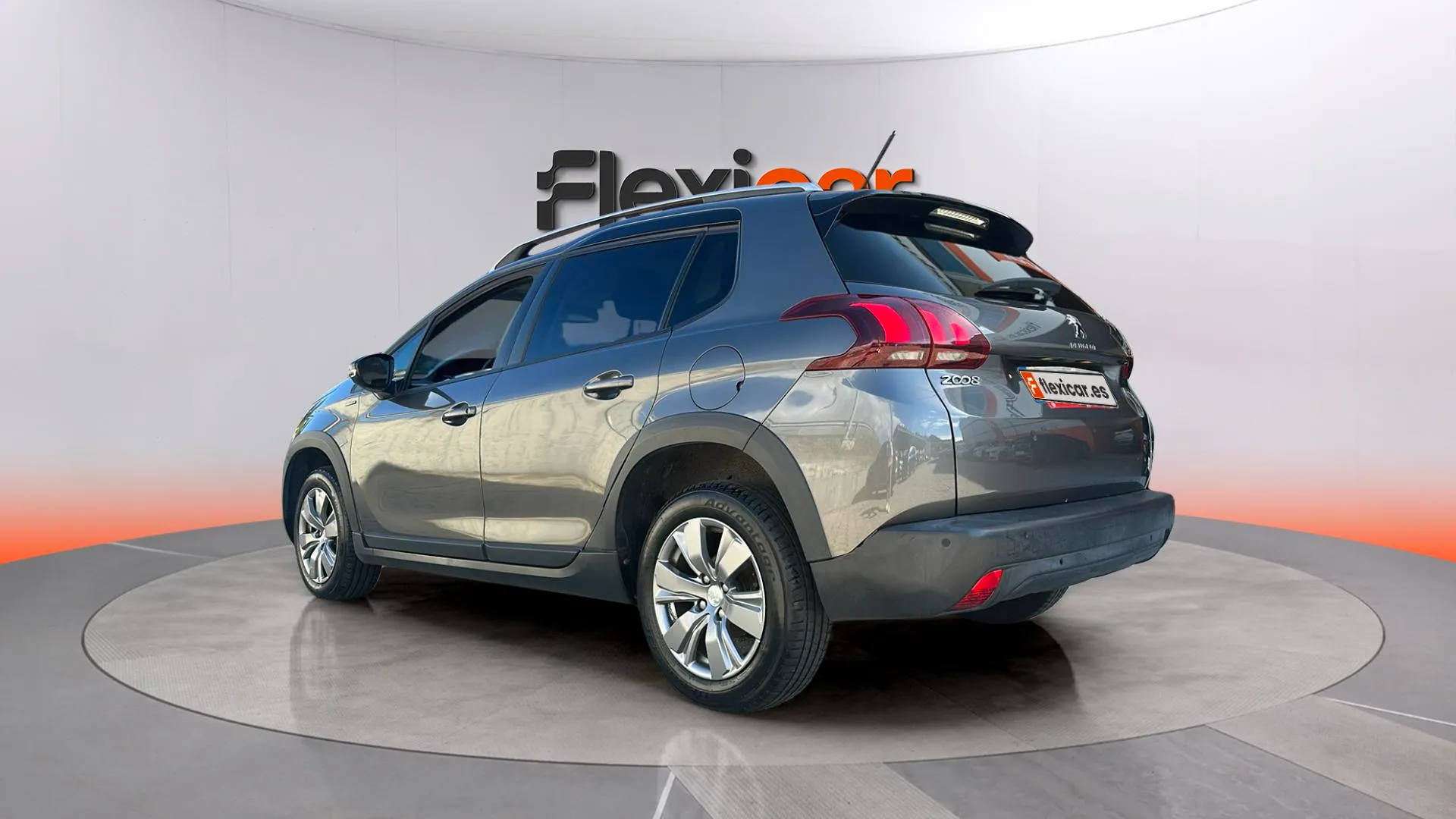 Peugeot 2008 Signature 1.2 PureTech - foto 5