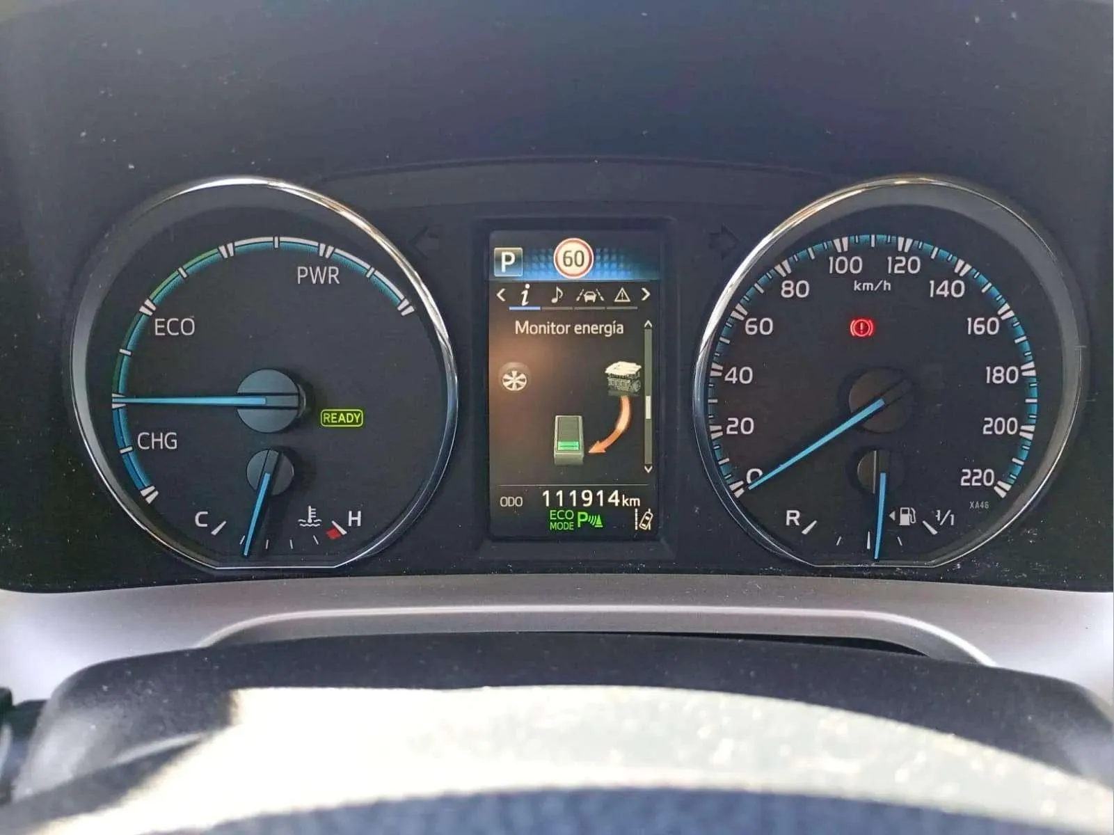 Toyota RAV4 2.5l hybrid 2WD Advance - foto 12