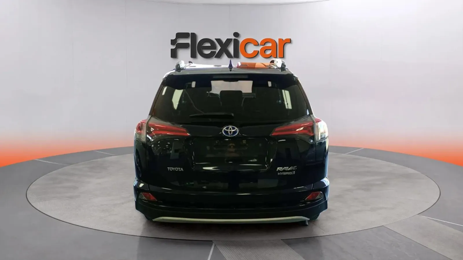 Toyota RAV4 2.5l hybrid 2WD Advance - foto 4