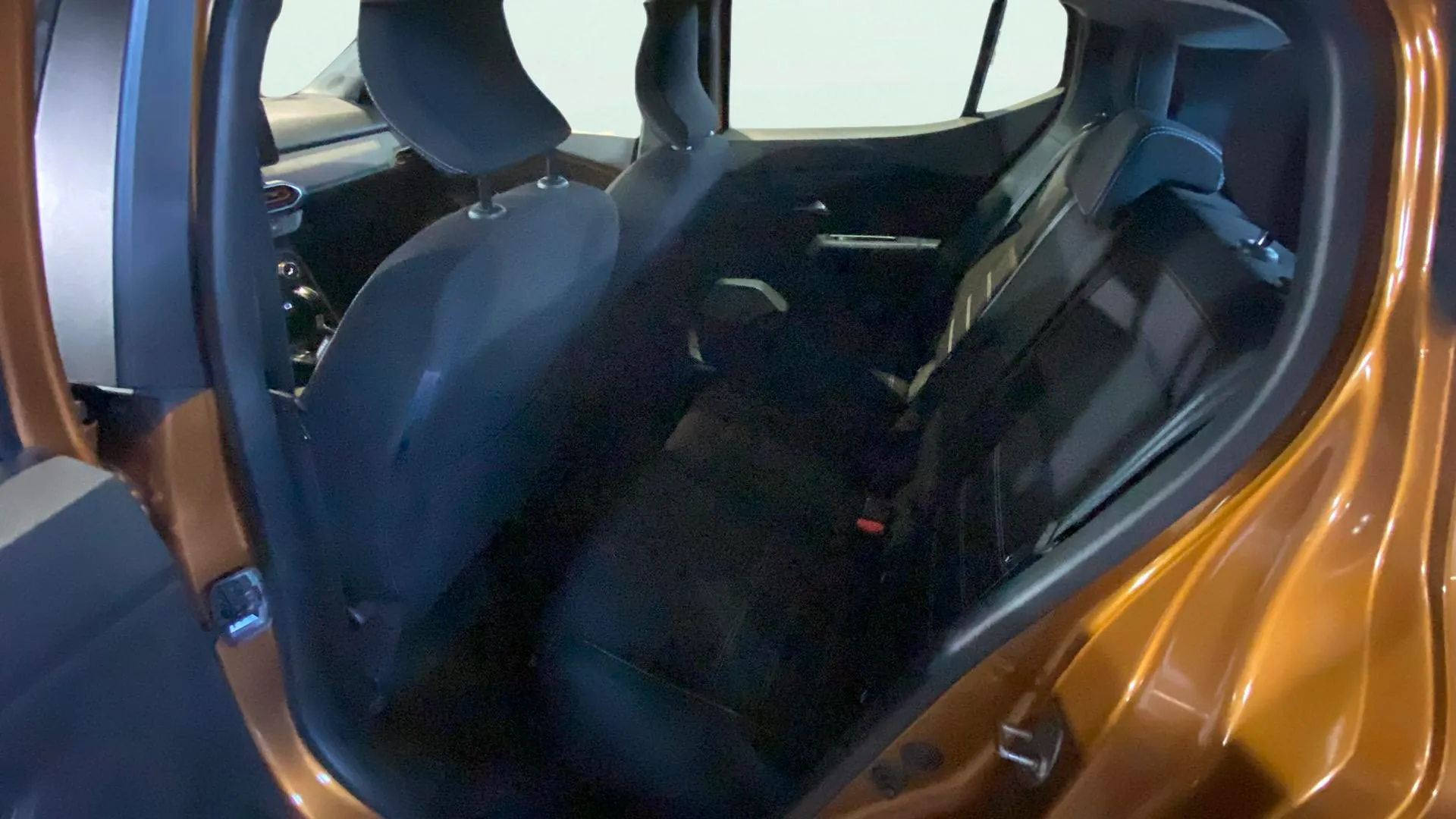 Dacia Sandero Stepway Expression TCe CVT - foto 22