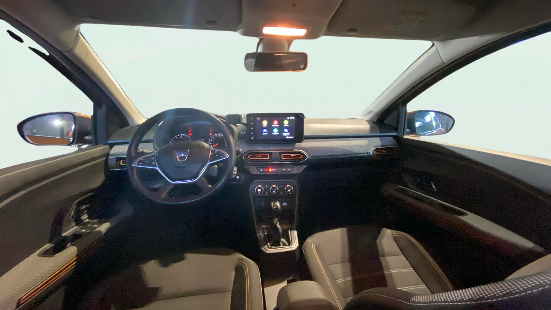 Dacia Sandero Stepway Expression TCe CVT - foto 29