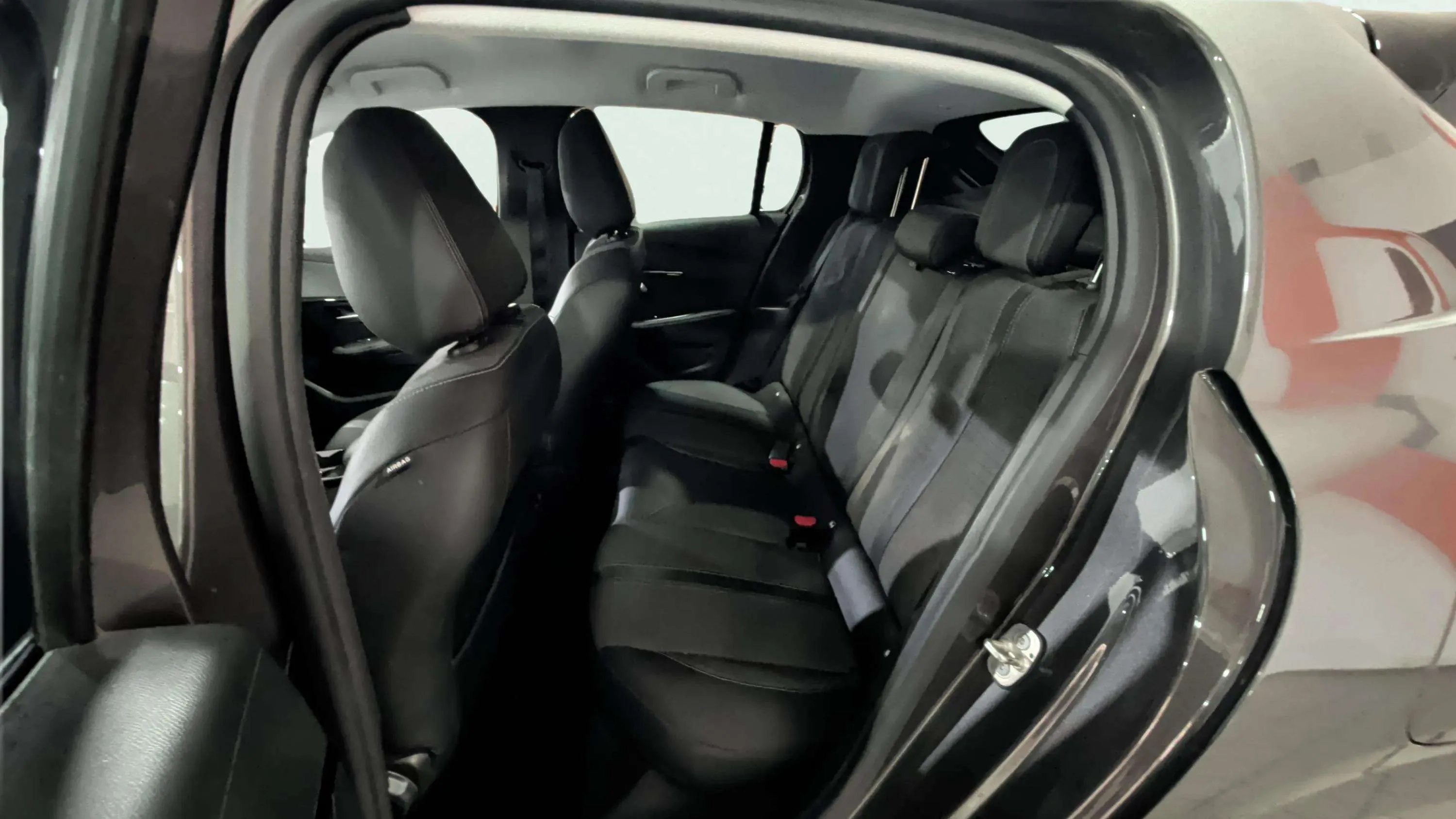 Peugeot 208 PureTech EAT8 Allure - foto 14
