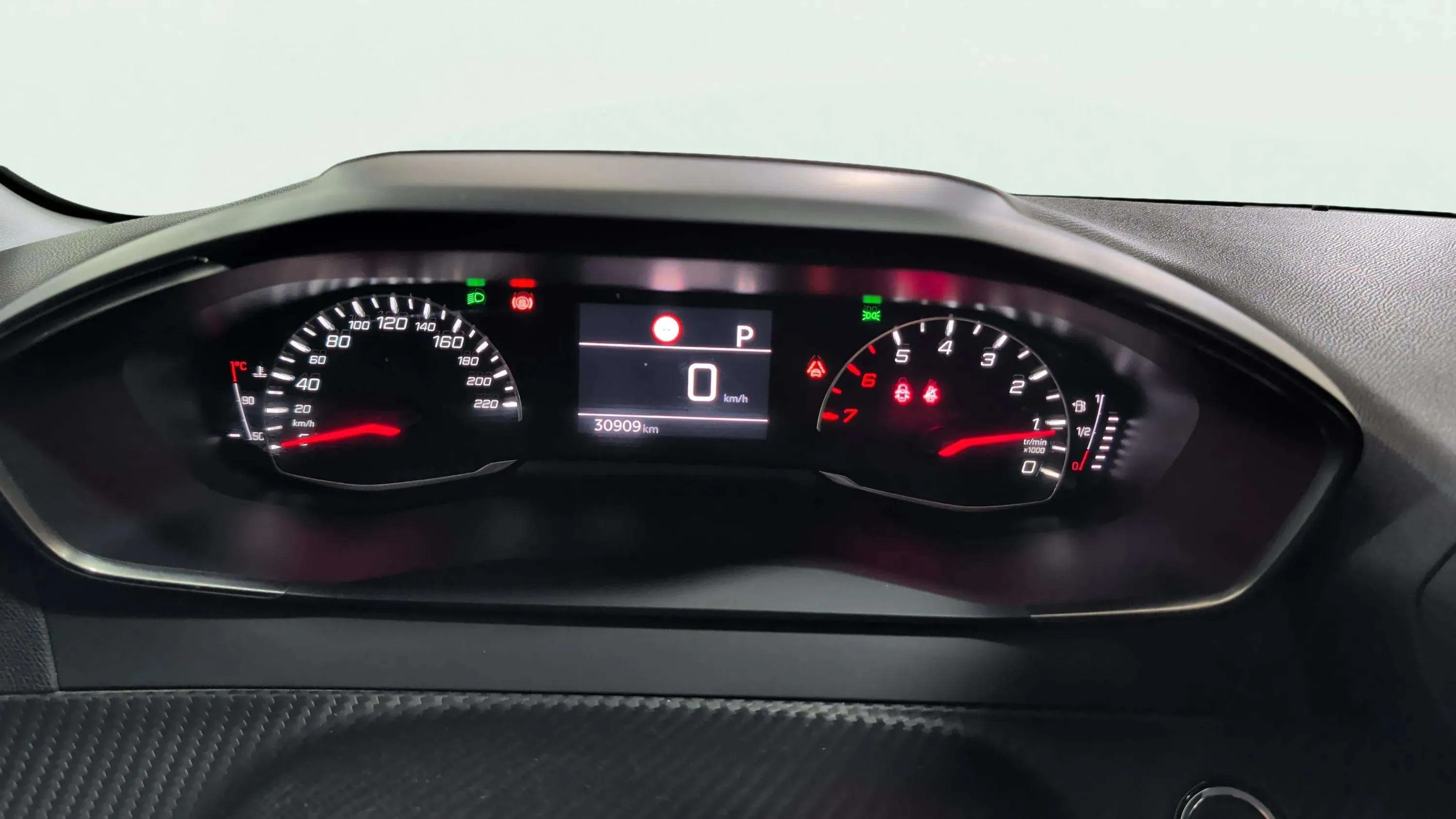 Peugeot 208 PureTech EAT8 Allure - foto 12