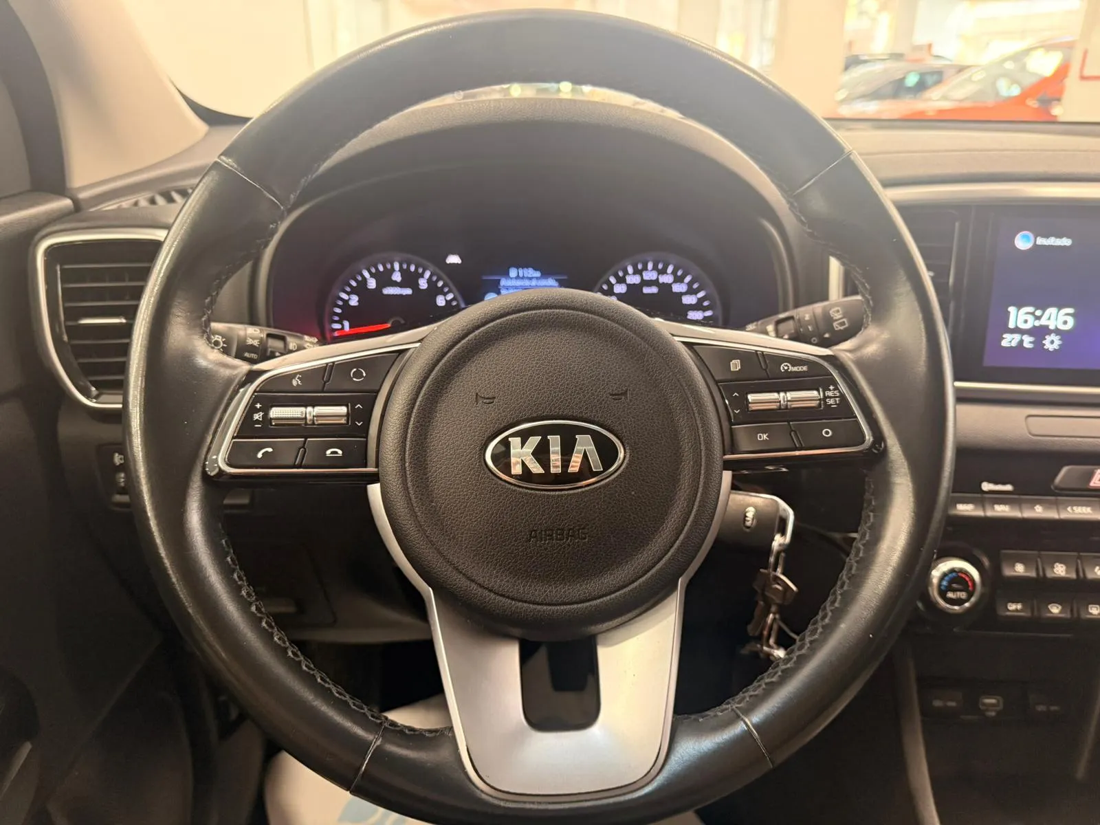 Kia Sportage 1.6 GDi Black Edition 4x2 - foto 9