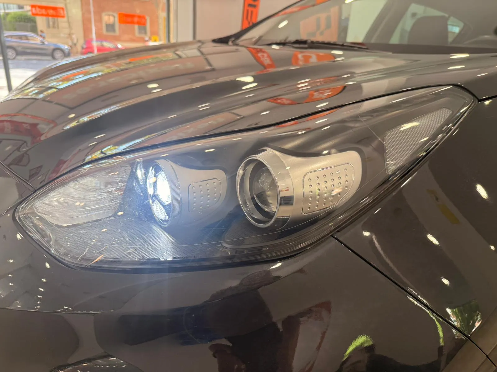 Kia Sportage 1.6 GDi Black Edition 4x2 - foto 25