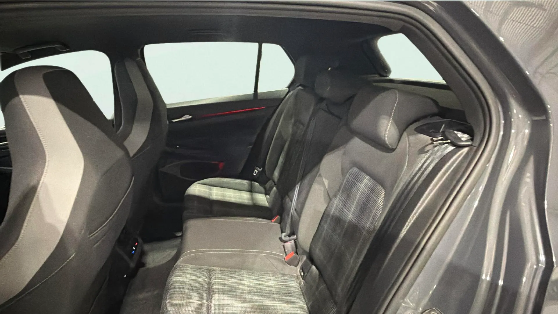 Volkswagen Golf 2.0TDI GTD DSG - foto 17