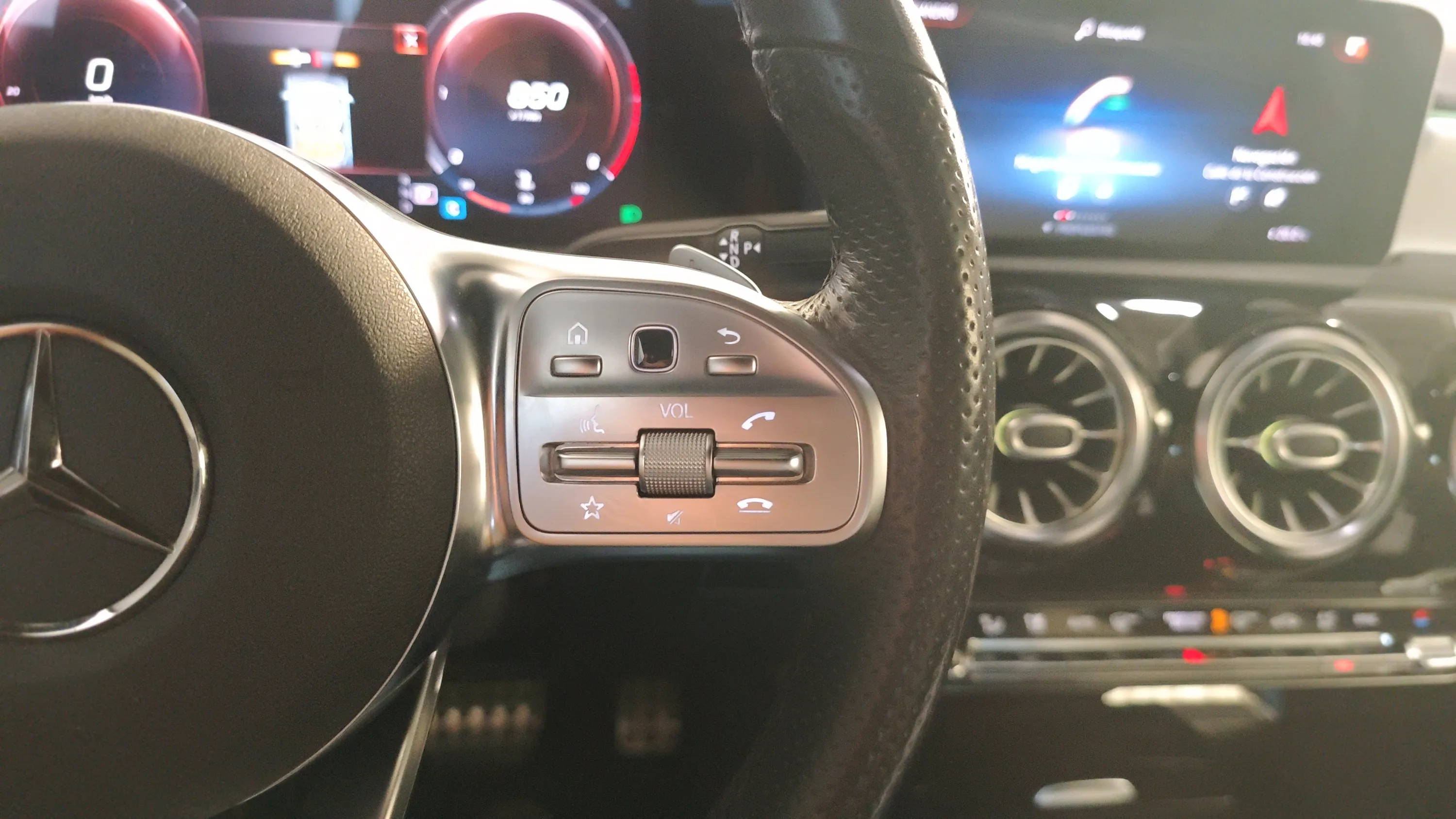 Mercedes-Benz Clase A A 180 d - foto 16