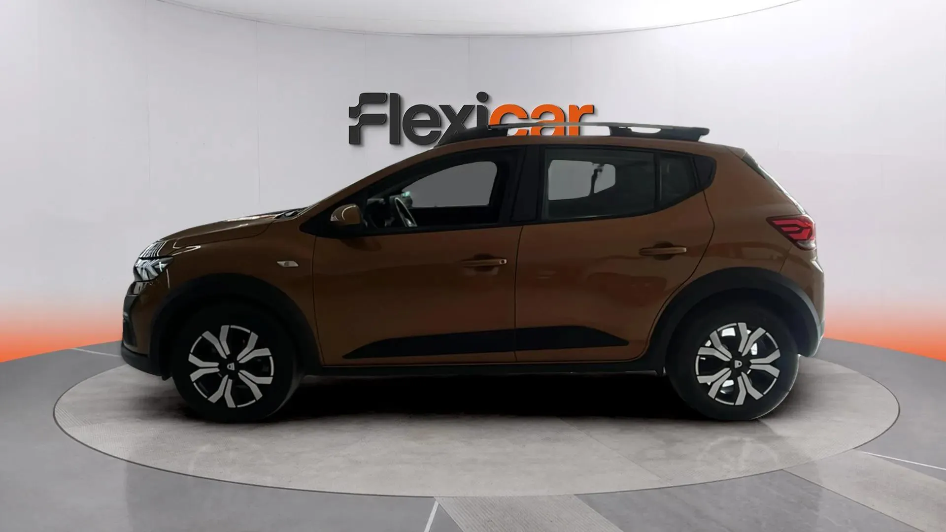 Dacia Sandero Stepway Essential TCe (90V) - foto 4
