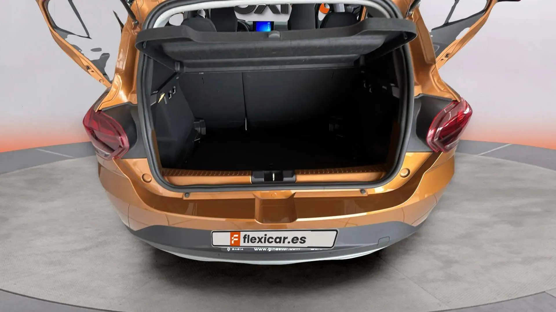 Dacia Sandero Stepway Essential TCe (90V) - foto 16