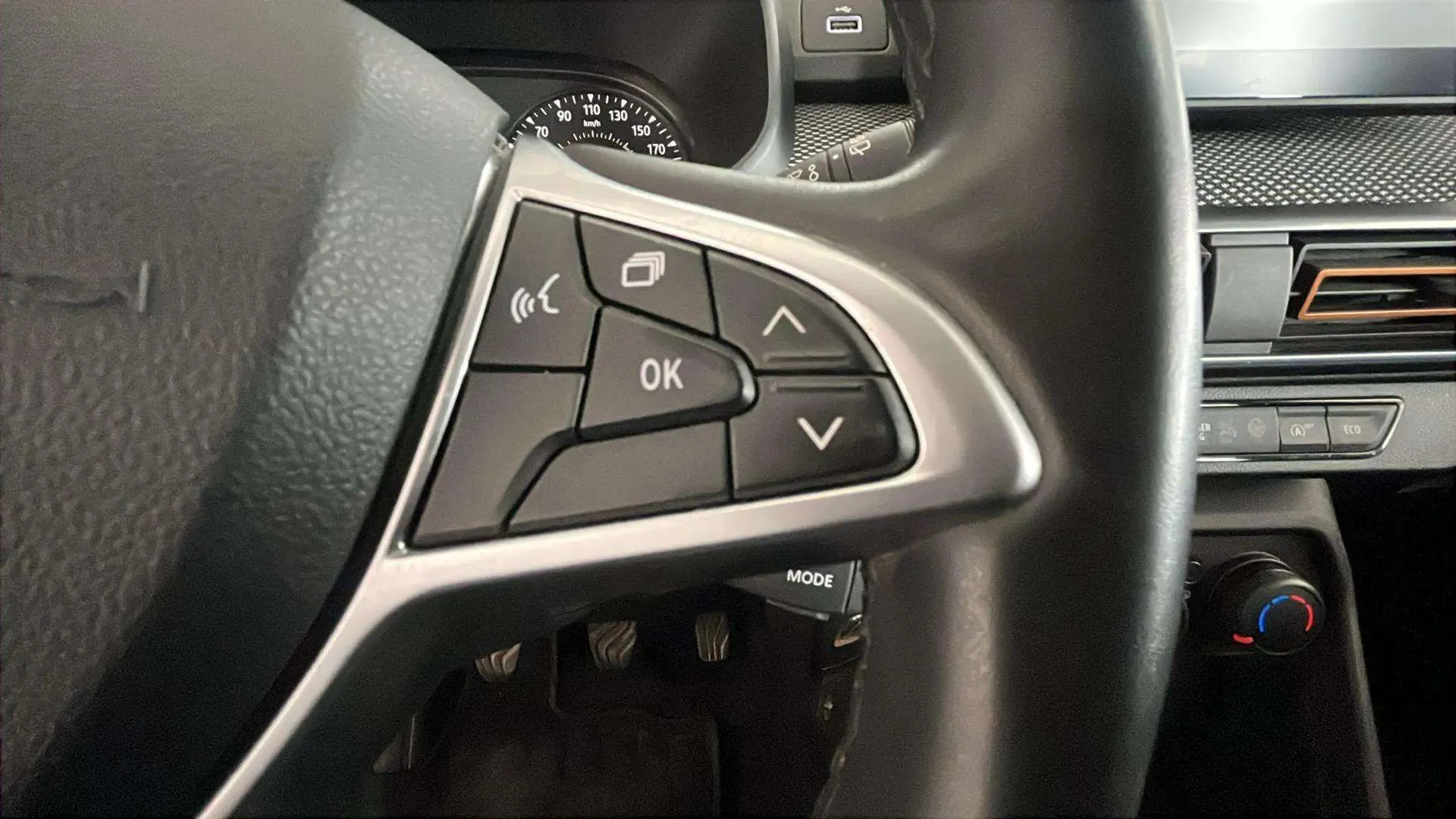 Dacia Sandero Stepway Essential TCe (90V) - foto 24