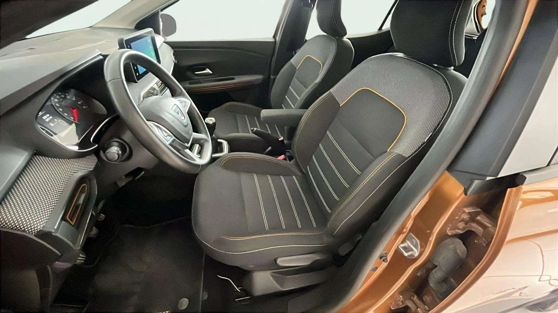 Dacia Sandero Stepway Essential TCe (90V) - foto 13