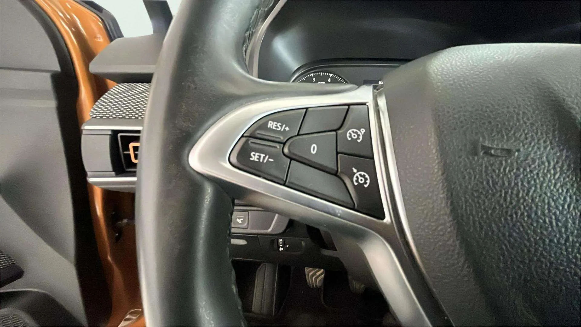Dacia Sandero Stepway Essential TCe (90V) - foto 23