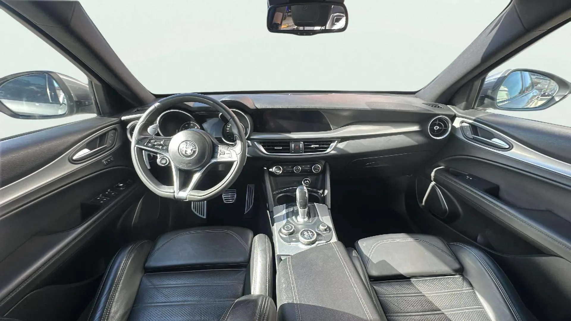 Alfa Romeo Stelvio 2.0 Gasolina Executive AWD - foto 10