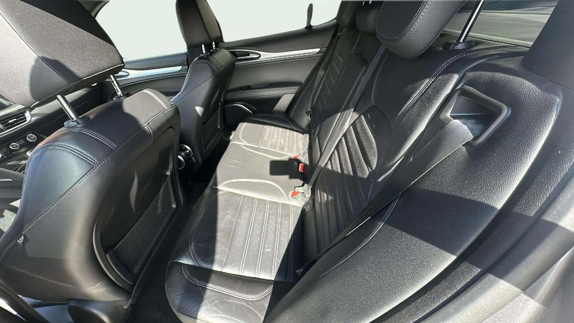 Alfa Romeo Stelvio 2.0 Gasolina Executive AWD - foto 14
