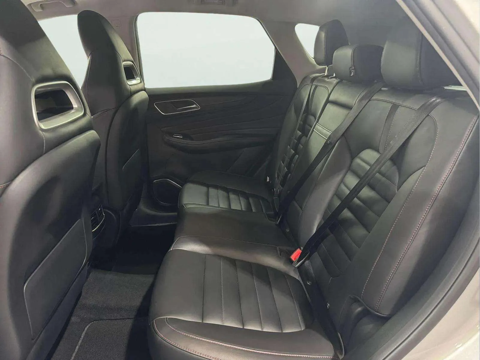 MG HS 1.5T Luxury DCT - foto 14