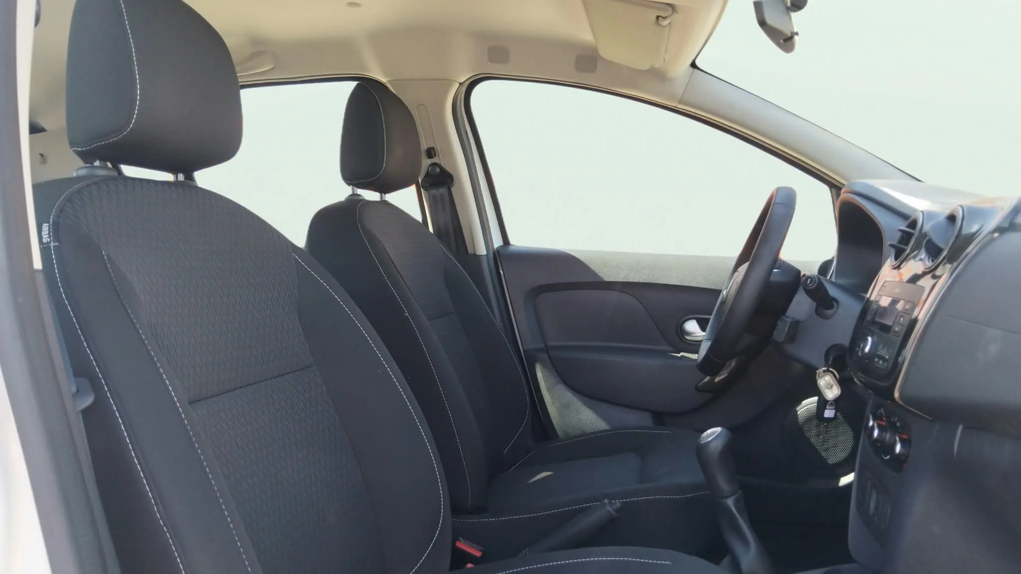 Dacia Sandero Access 1.0 18 - foto 10