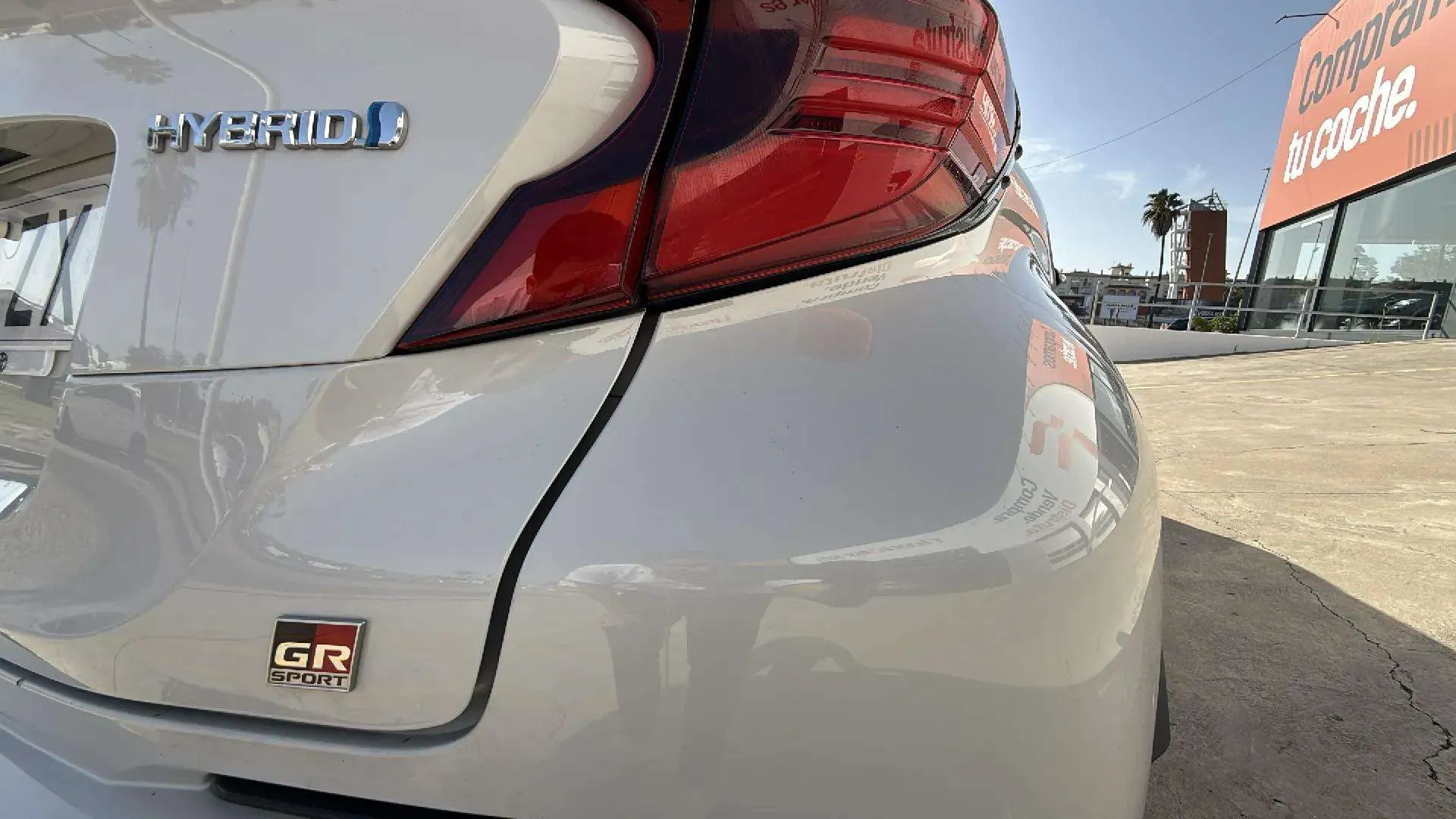 Toyota C-HR 2.0 180H GR Sport - foto 25
