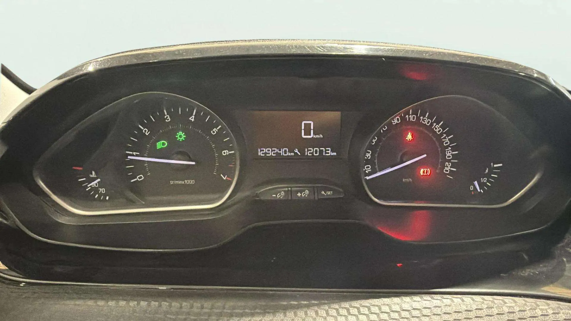Peugeot 208 Style 1.2L PureTech - foto 11