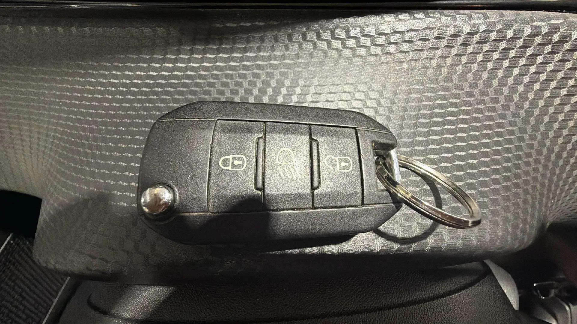 Peugeot 208 Style 1.2L PureTech - foto 14