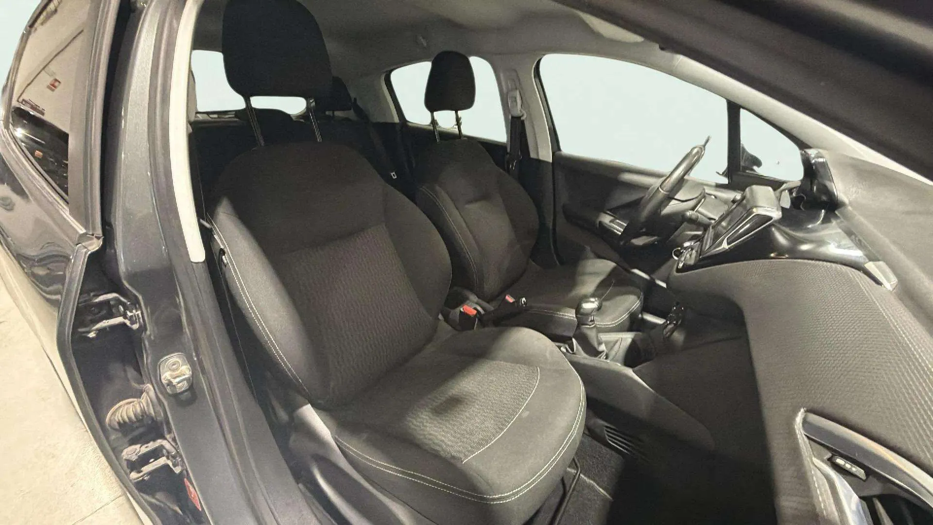 Peugeot 208 Style 1.2L PureTech - foto 15