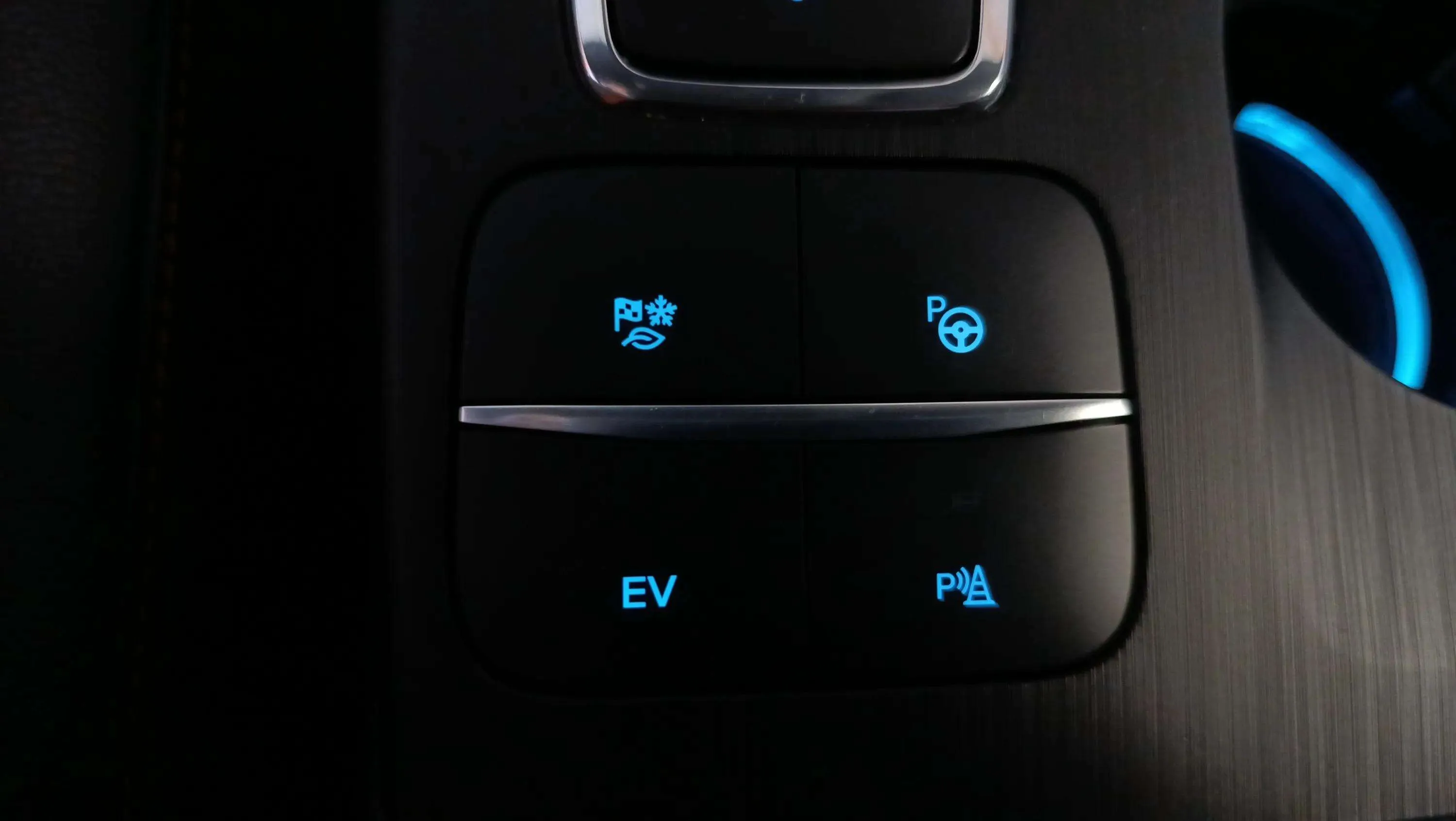 Ford Kuga ST-Line X 2.5 Duratec PHEV - foto 25