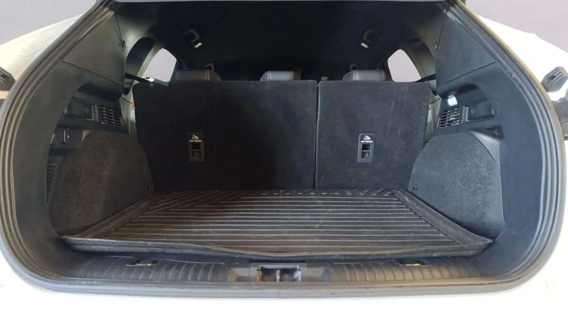 Ford Kuga ST-Line X 2.5 Duratec PHEV - foto 30