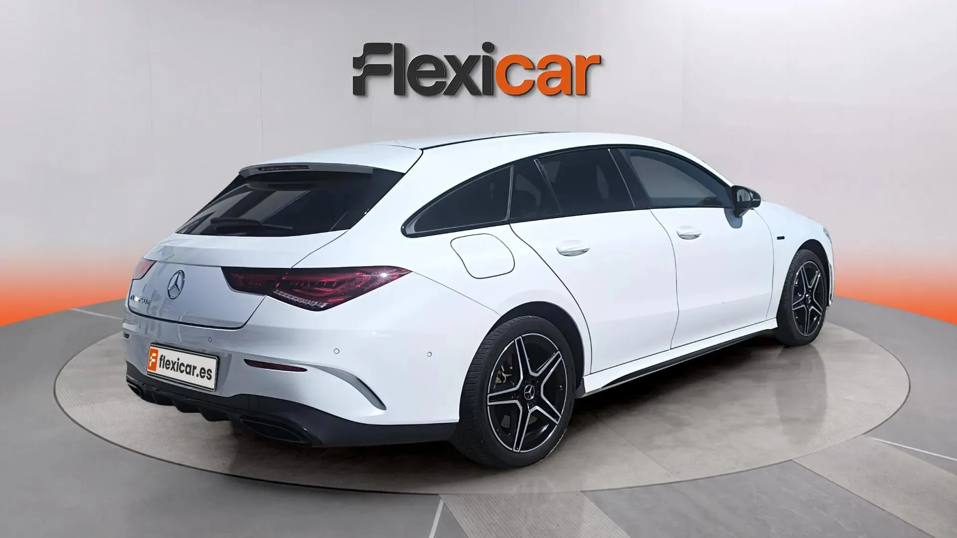 Mercedes-Benz CLA 250 e Shooting Brake - foto 6