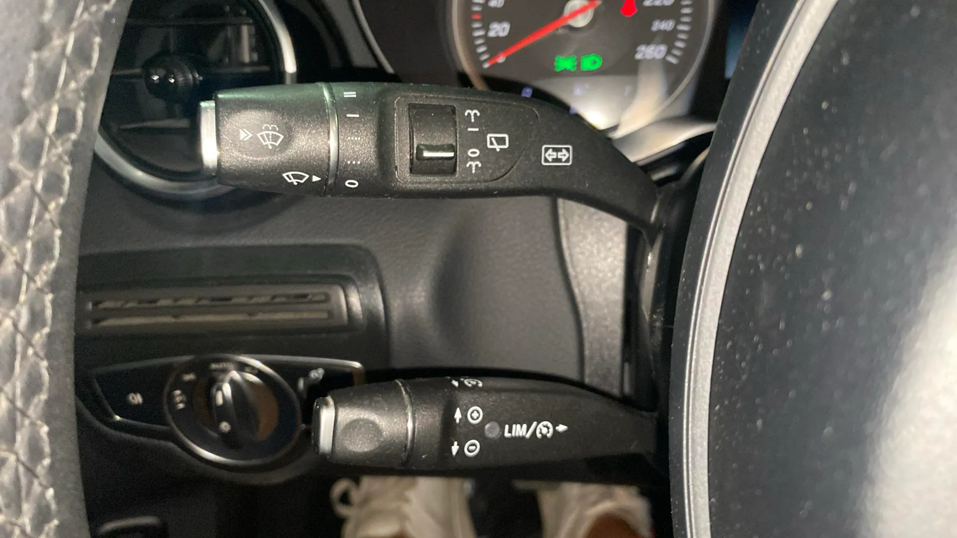 Mercedes-Benz Clase C C 180 Estate - foto 17