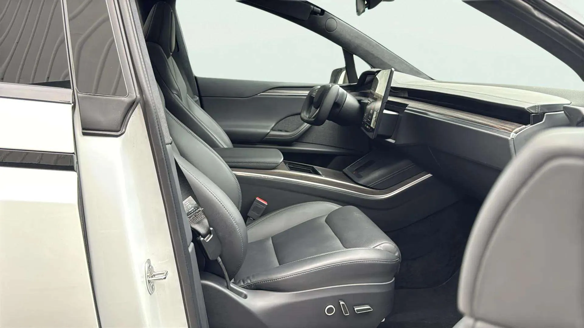 Tesla Model X Gran Autonomía 4WD - foto 17
