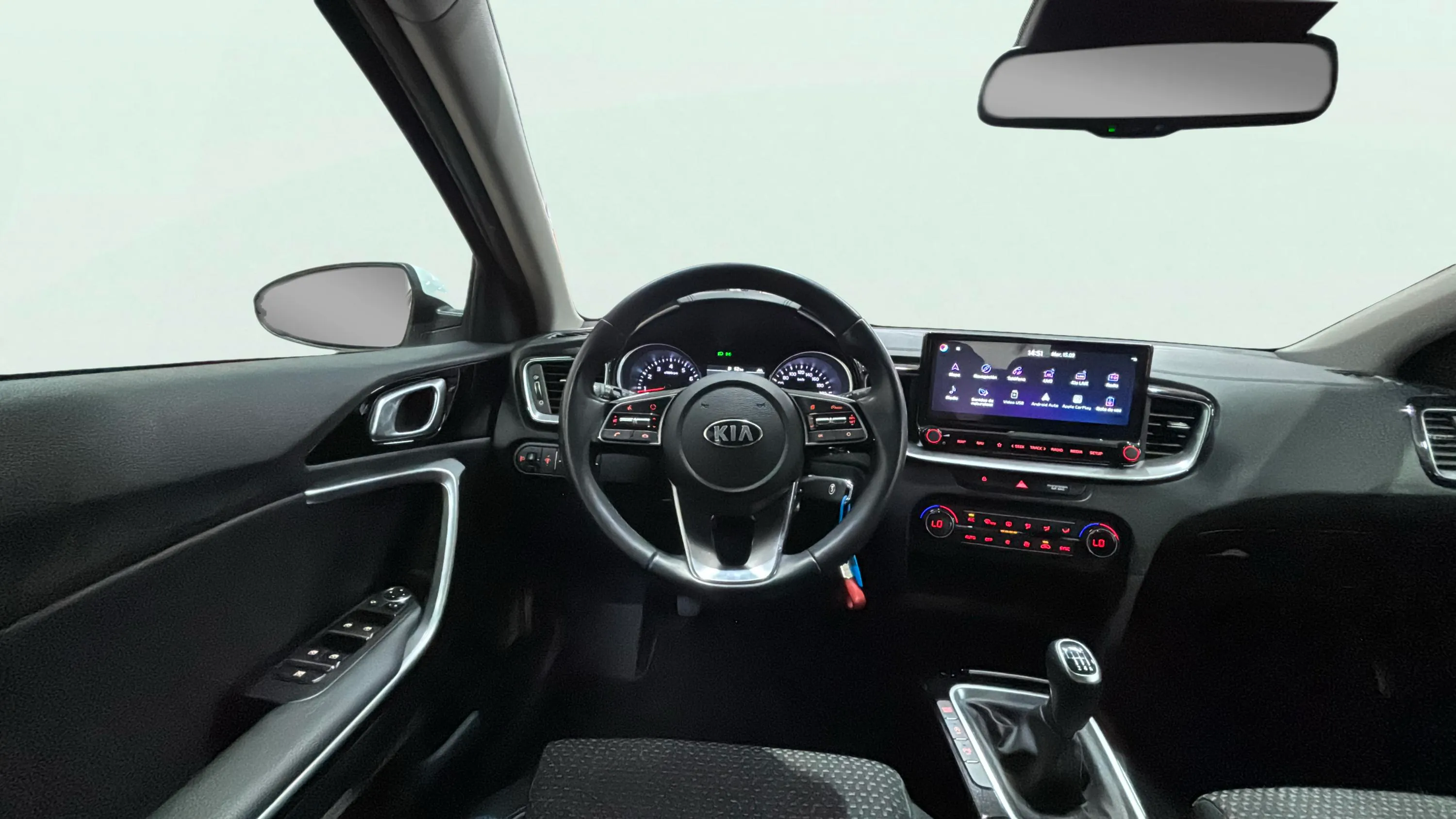 Kia XCeed 1.5 MHEV iMT Drive - foto 16