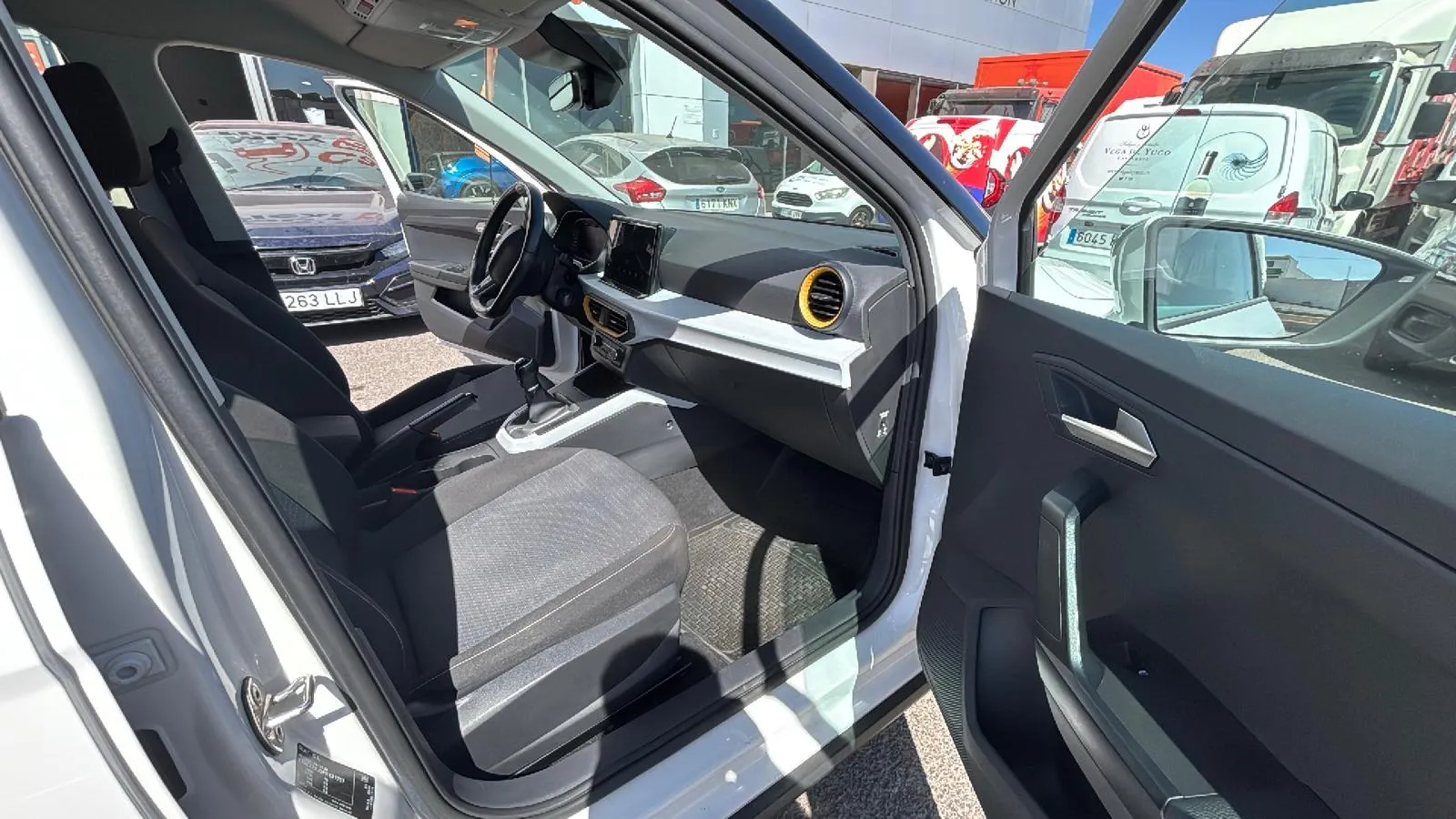SEAT Arona 1.0 TSI Reference - foto 12