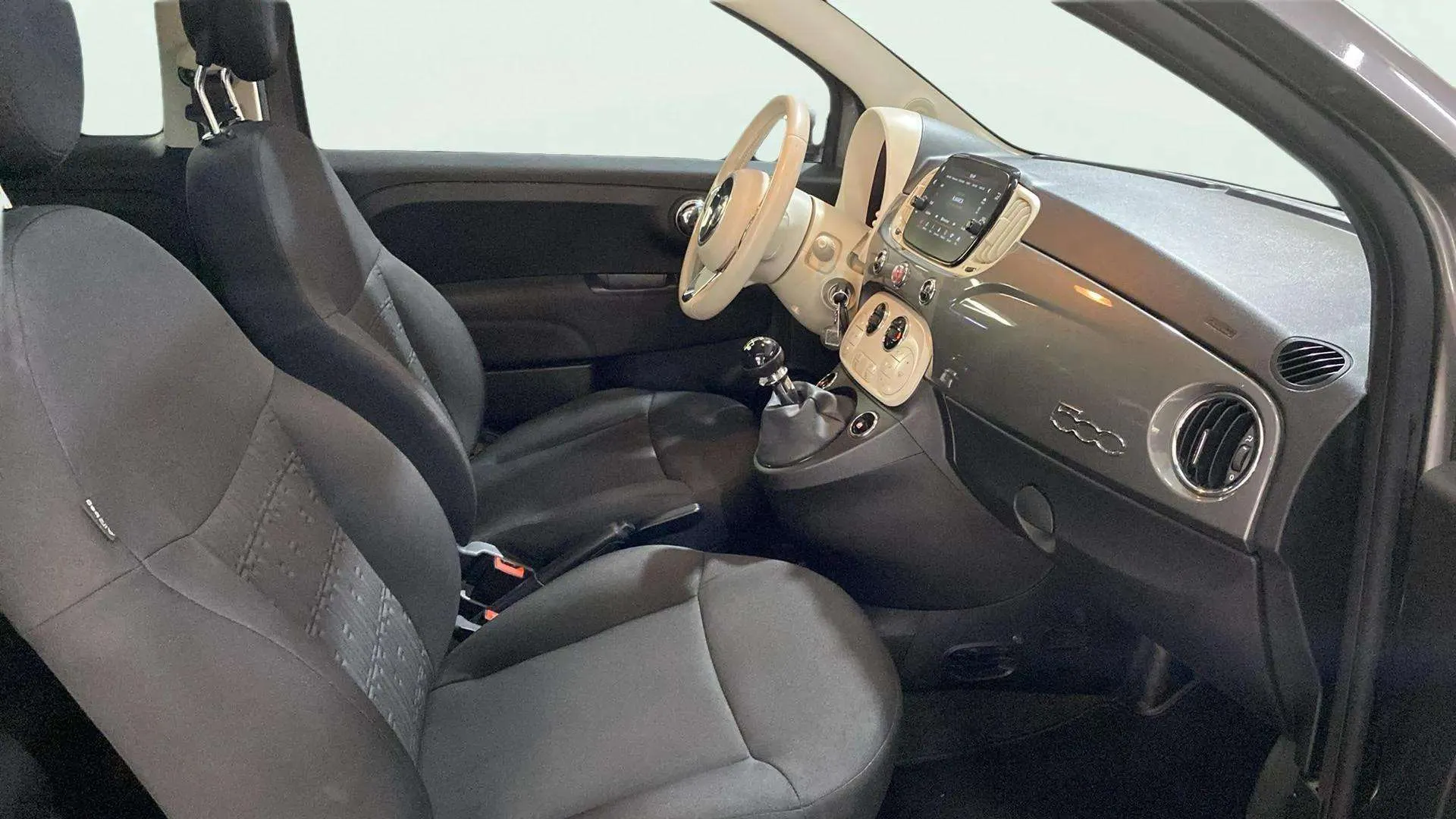 Fiat 500 Dolcevita 1.0 Hybrid - foto 9