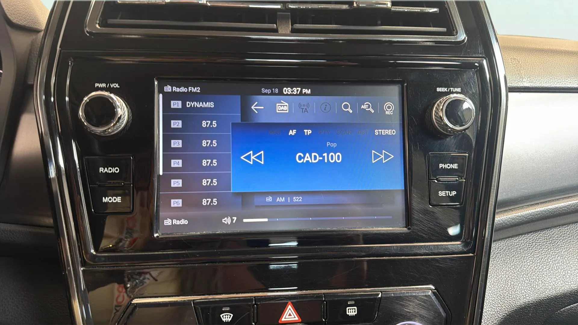 SsangYong Tivoli G12T Urban Plus - foto 12