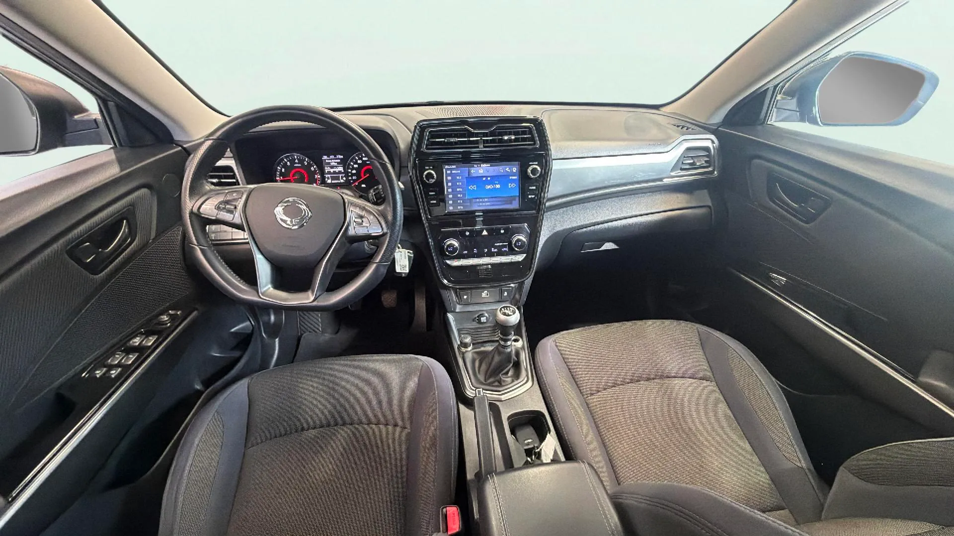 SsangYong Tivoli G12T Urban Plus - foto 9