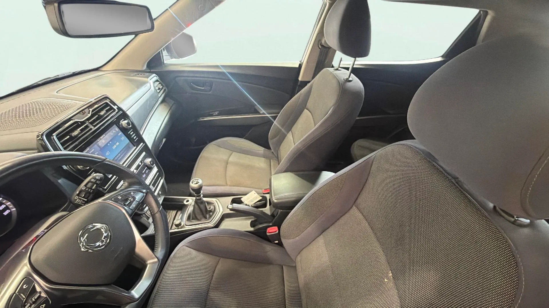 SsangYong Tivoli G12T Urban Plus - foto 10