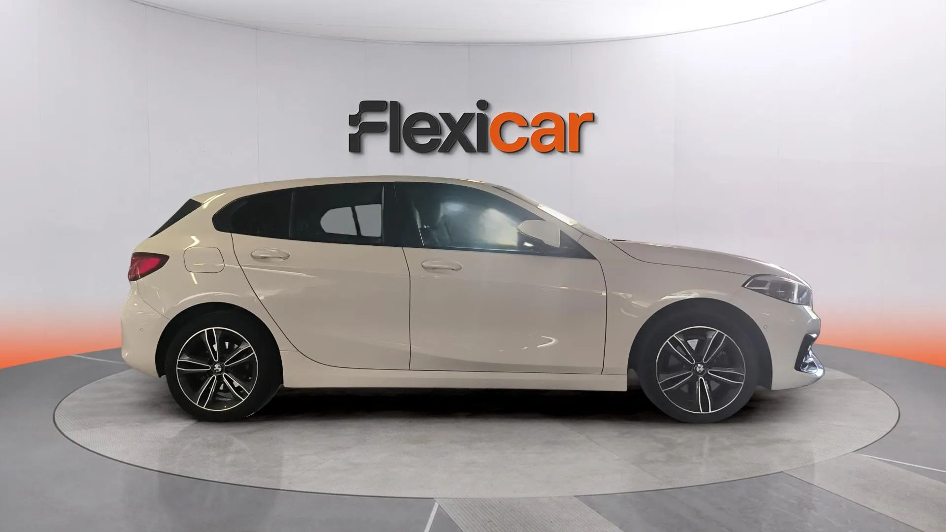 BMW Serie 1 118i - foto 8