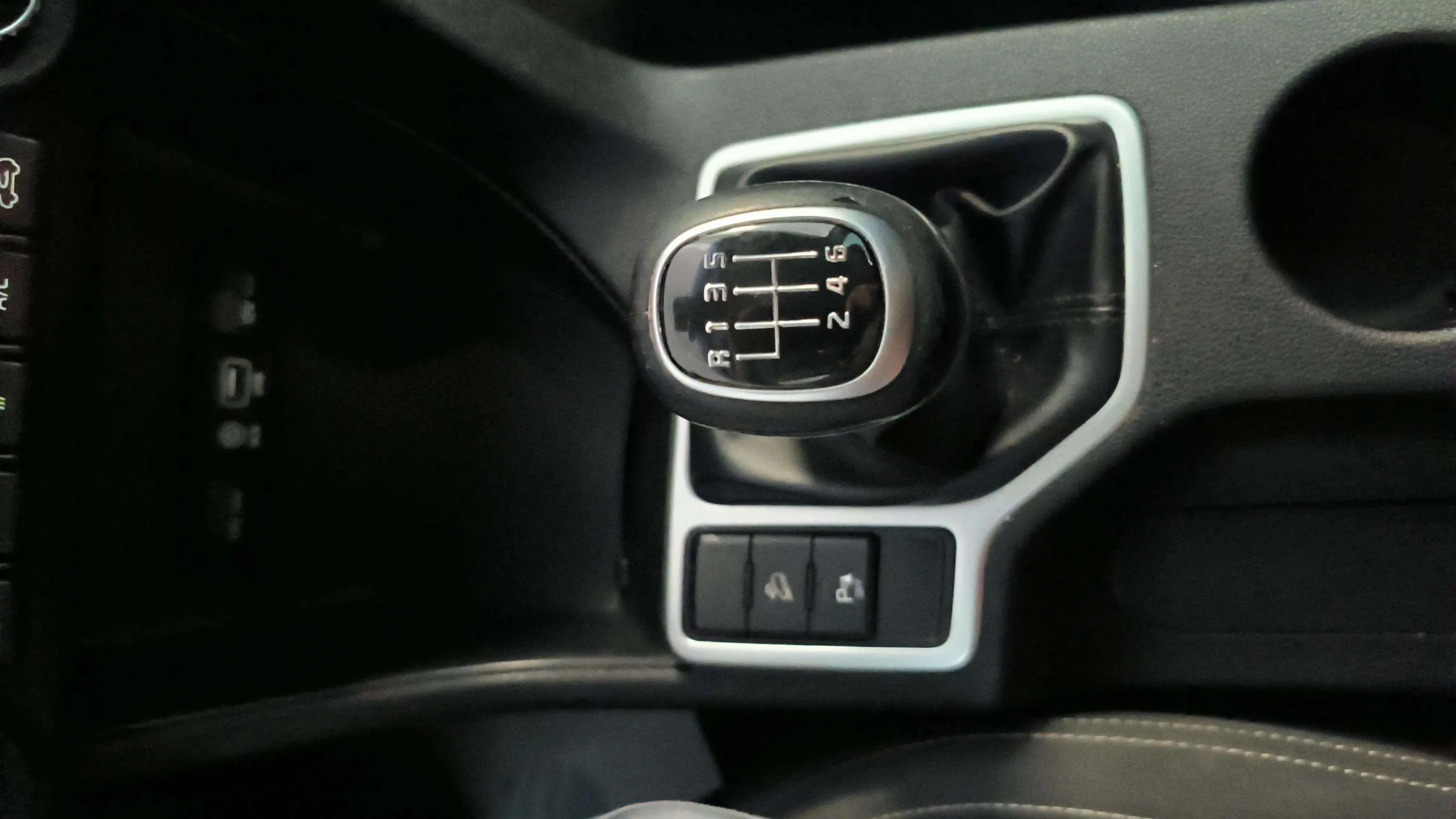 Kia Sportage Tech - foto 25
