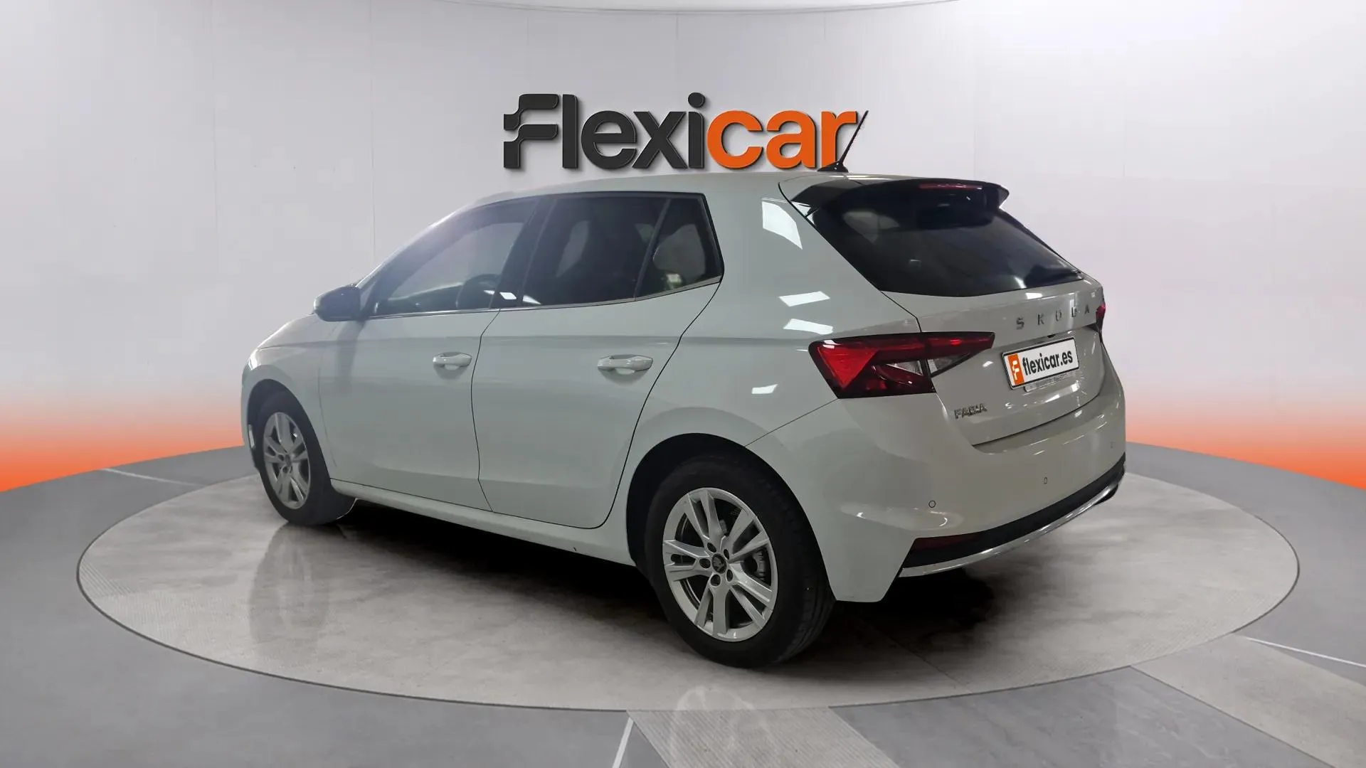 Škoda Fabia 1.0 TSI Monte Carlo - foto 8