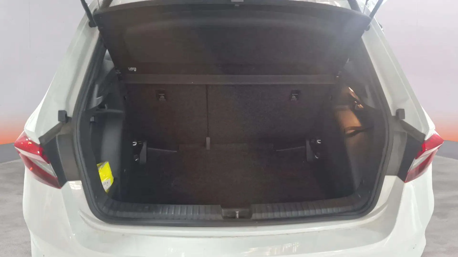 Škoda Fabia 1.0 TSI Monte Carlo - foto 24