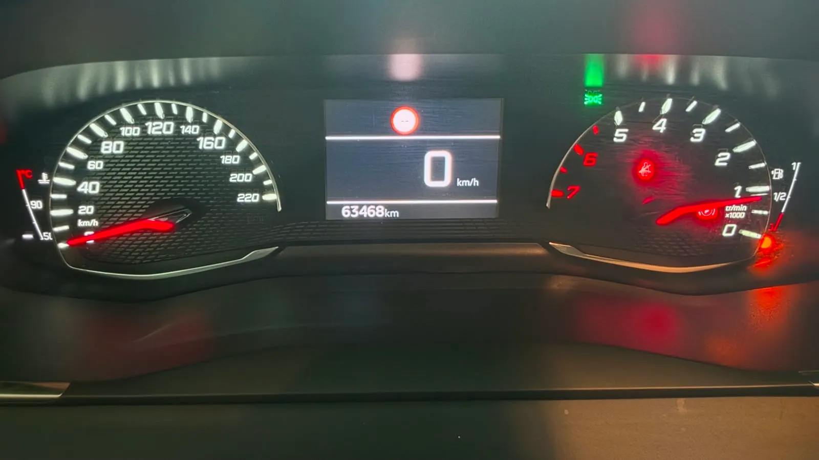 Peugeot 208 PureTech Active - foto 12