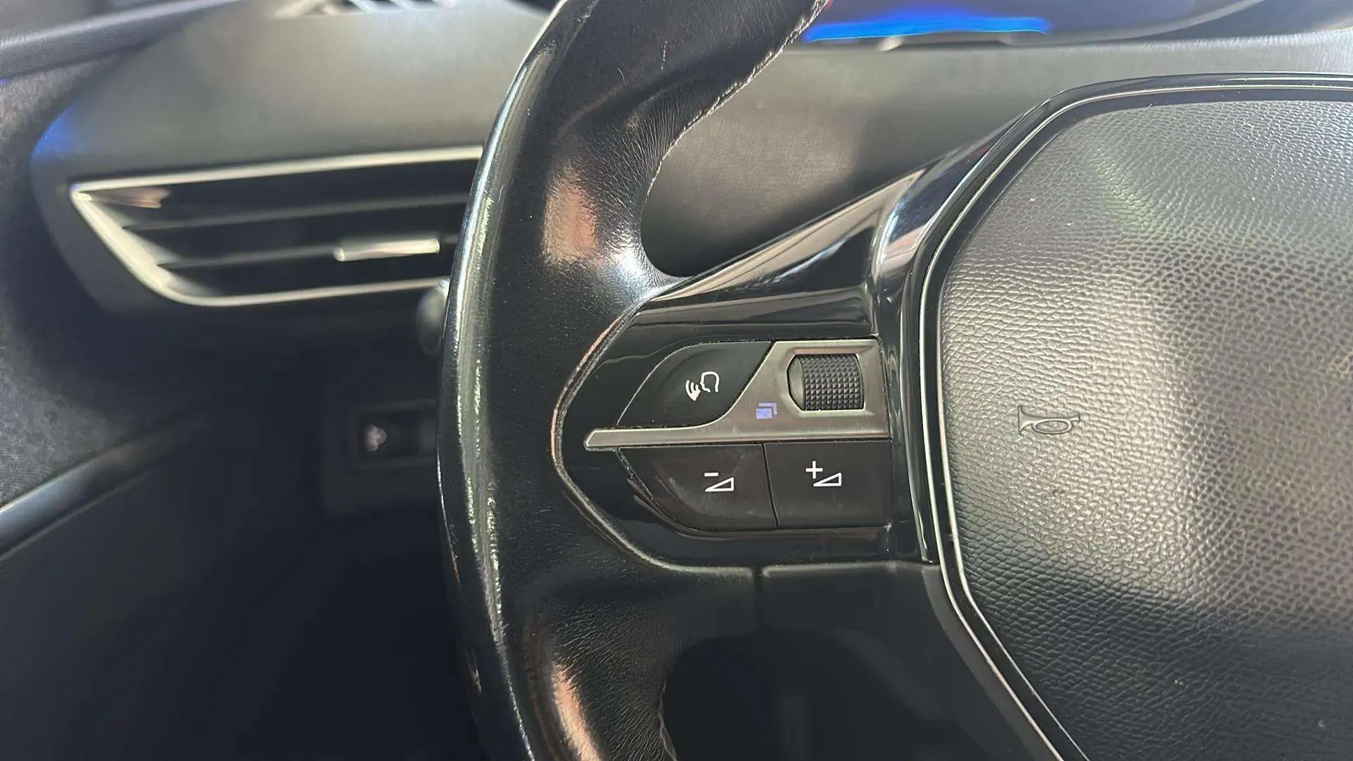 Peugeot 3008 1.2 PureTech Allure - foto 11