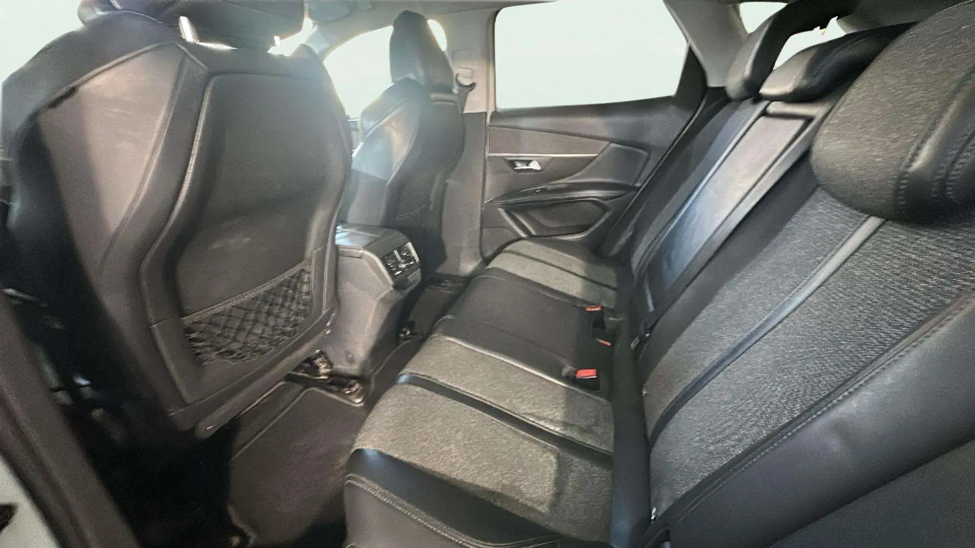 Peugeot 3008 1.2 PureTech Allure - foto 20
