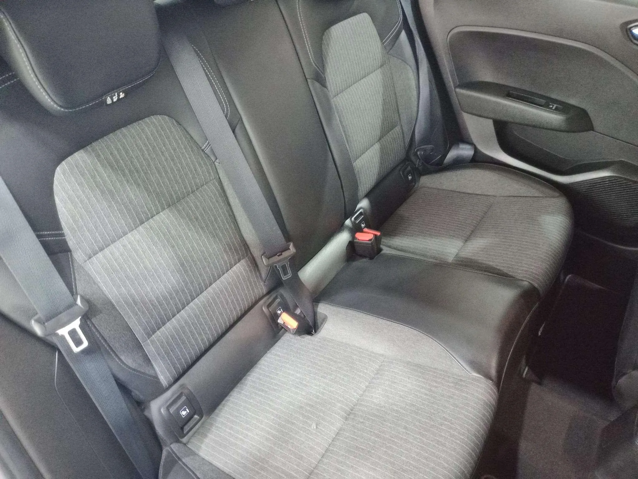 Renault Clio Intens TCe - foto 14