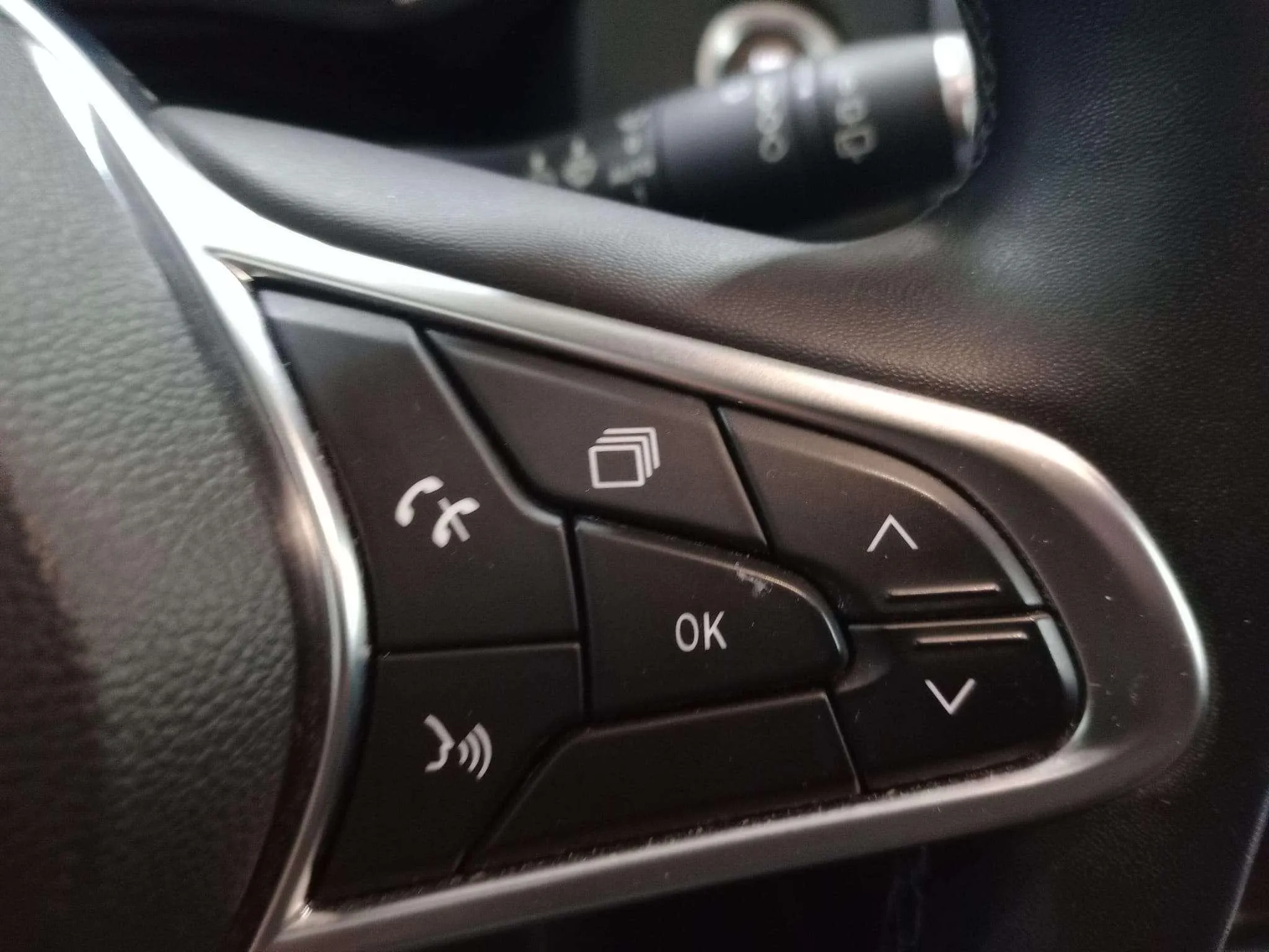 Renault Clio Intens TCe - foto 22