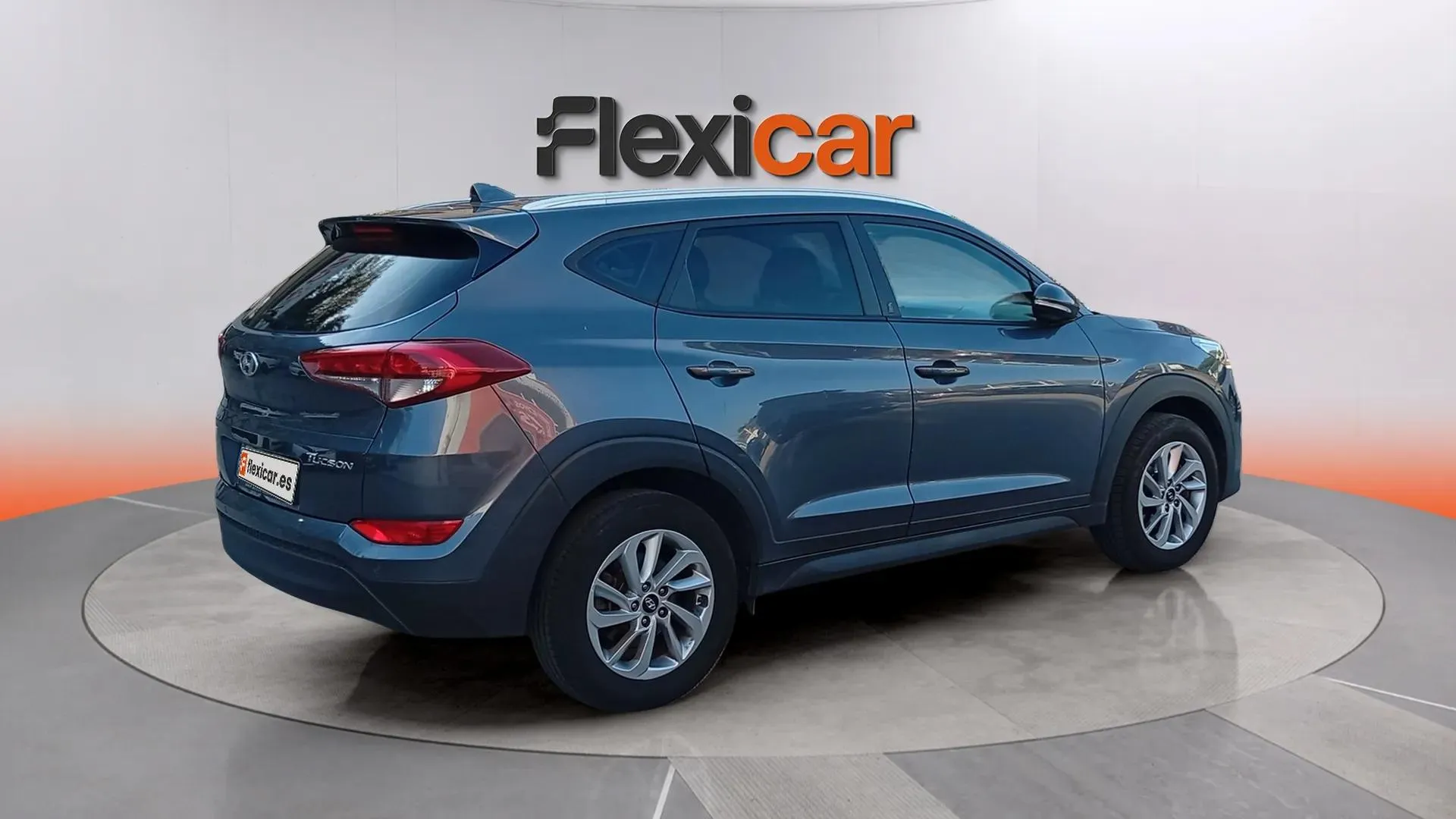 Hyundai Tucson 1.6 GDi BlueDrive 25 Aniversario 4x2 - foto 8