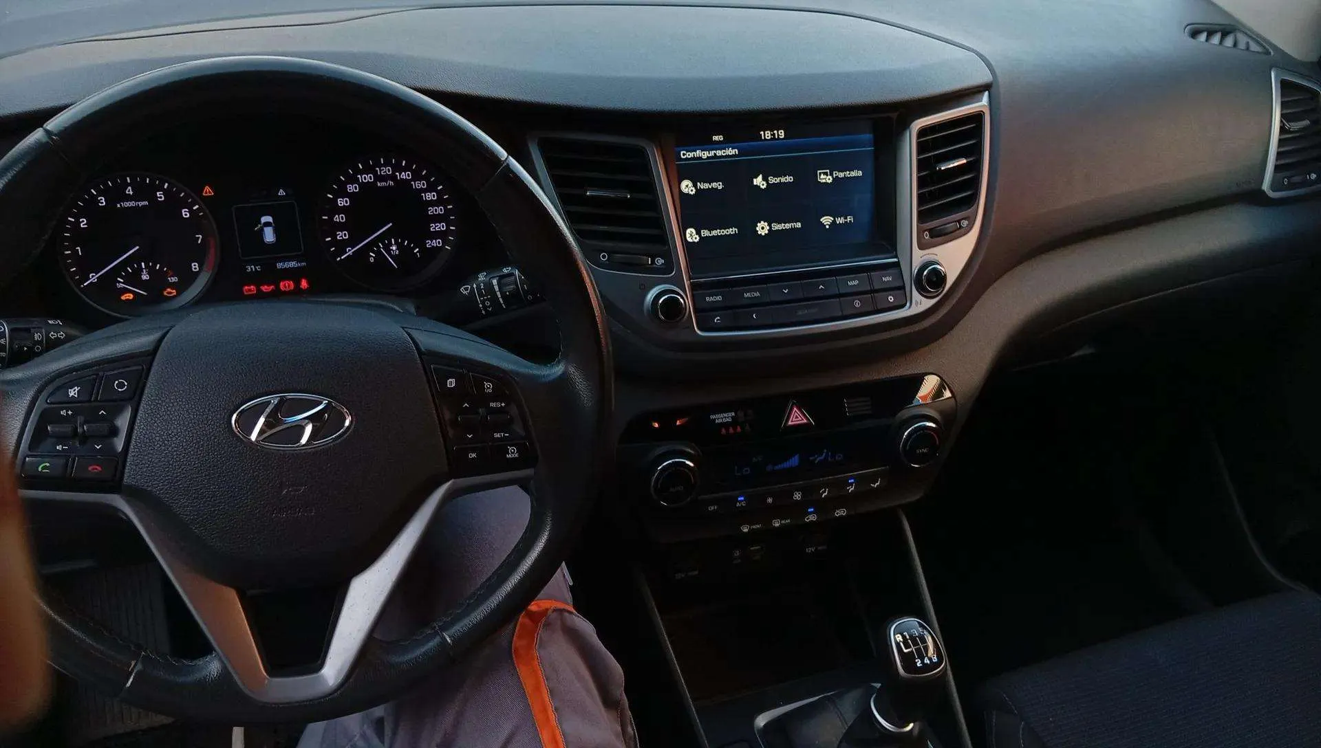 Hyundai Tucson 1.6 GDi BlueDrive 25 Aniversario 4x2 - foto 12