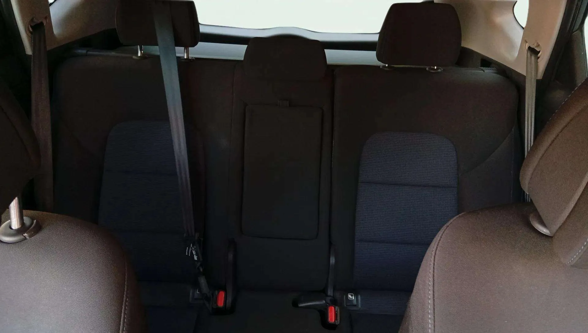 Hyundai Tucson 1.6 GDi BlueDrive 25 Aniversario 4x2 - foto 23