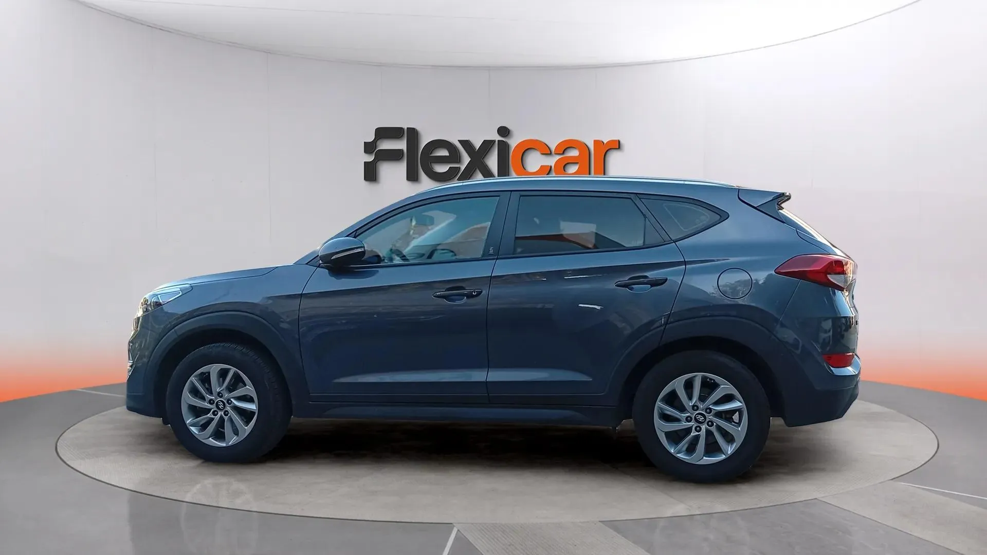 Hyundai Tucson 1.6 GDi BlueDrive 25 Aniversario 4x2 - foto 5